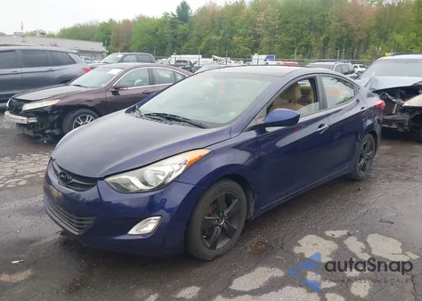2013 Hyundai Elantra Gls z USA, uszkodzony, nr VIN 5NPDH4AE3DH196598